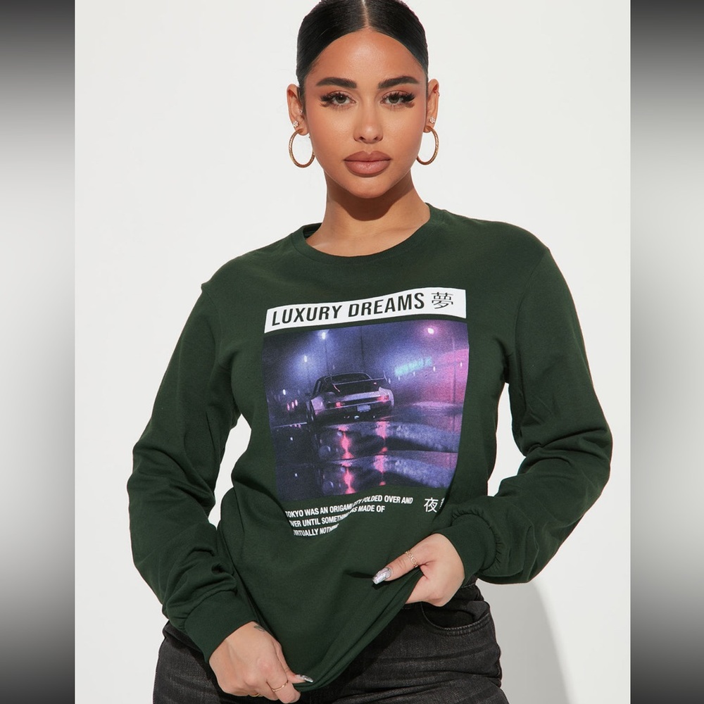 Womens long sleeve tee